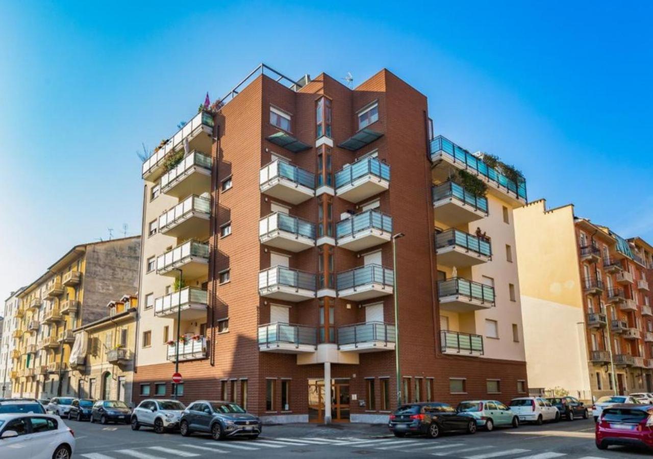 Comfy Cozy Apartment Close To Metro Turin Exteriör bild